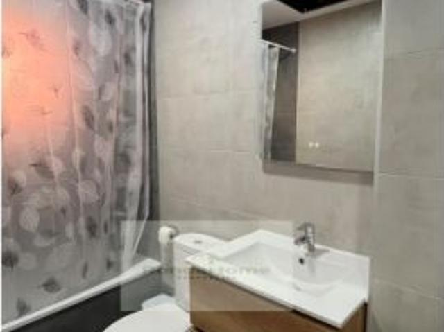 Luminoso apartamento recién reformado a pocos pasos de Plaza de la Merced