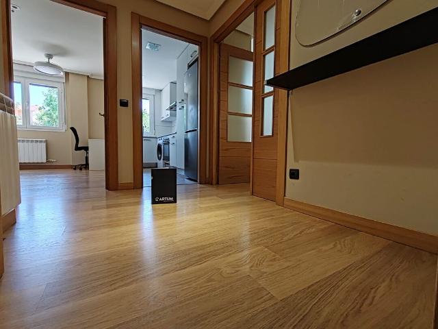 Luminoso apartamento seminuevo con terraza en Lanciego
