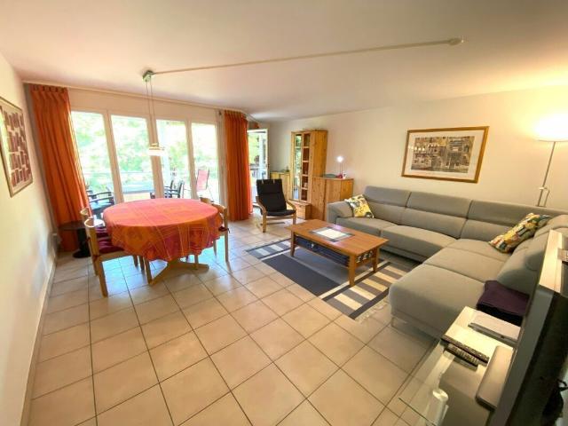 Luminoso appartamento anche per vacanze / Charmante 3.5 Zimmer Wohnung mit Gartenblick | dreamo. Ch