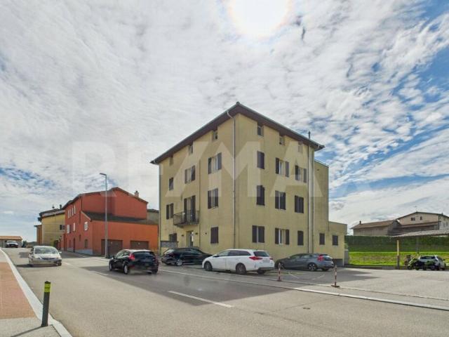 Luminoso appartamento di 4 ½ locali a Genestrerio