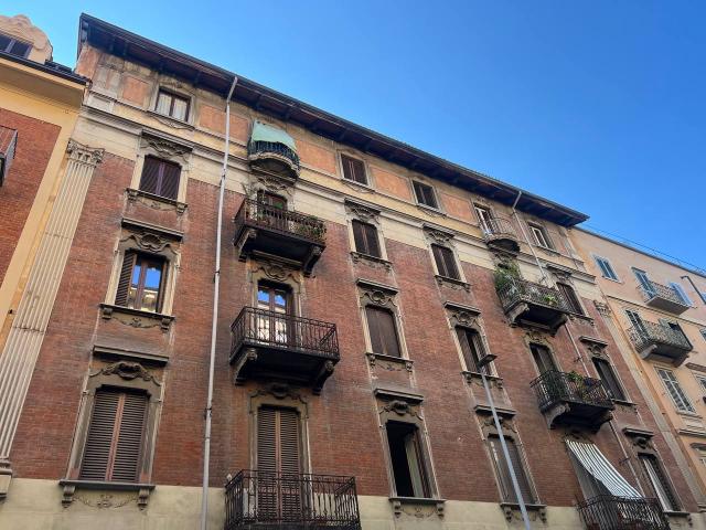 luminoso bilocale arredato in san salvario