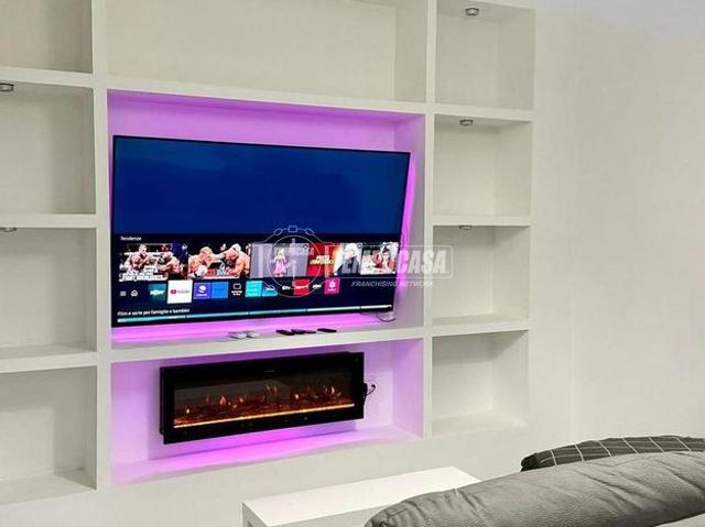 LUMINOSO BILOCALE CON BASSE SPESE CONDOMINIALI E P