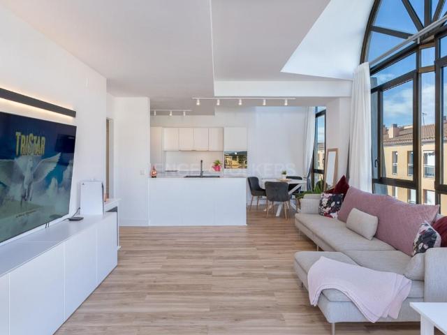 Luminoso dúplex reformado cerca de la playa 175m² Palamós
