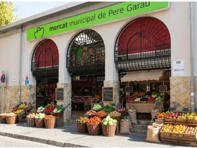 Luminoso piso de 3 habitaciones en venta cerca del Mercado de Pere Garau, Palma