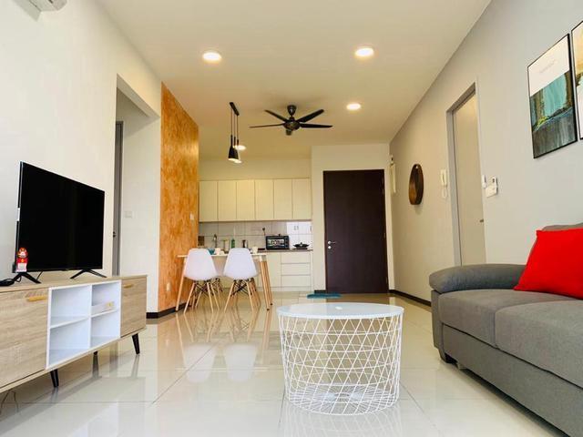 Luminari Condominium Butterworth
