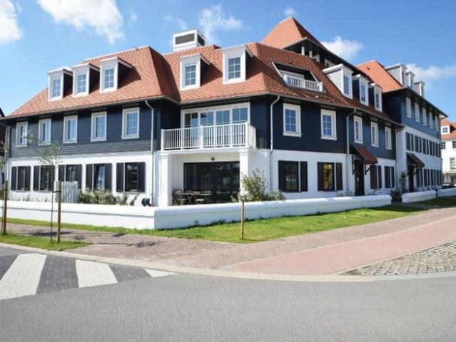 Lumineus hedendaags hoekappartement rustig gelegen in een.