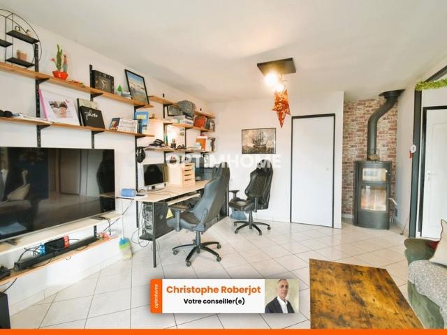 Lumineuse maison familiale de 168m2 au sol sur 2 niveaux et. 101m² Ouroux sur Saône