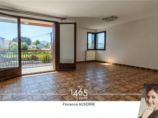 Lumineuse Maison T6 avec terrasse, garage et jardin