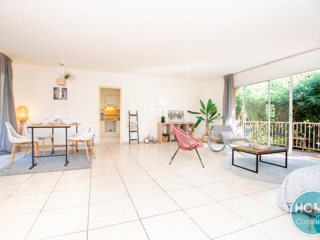 Lumineuse Villa T5 avec double garage