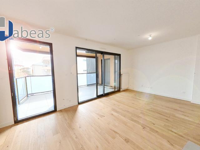 Lumineux T3 avec Loggia à Villeurbanne