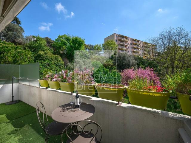 Lumineux appartement 4P grande terrasse 86m² Nice