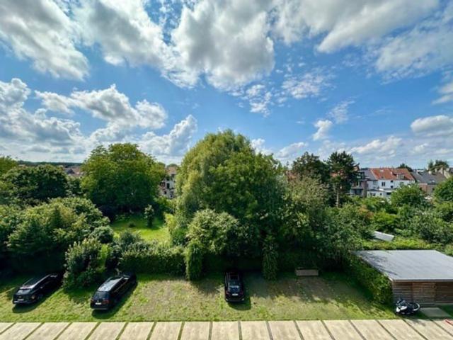 Lumineux appartement 2 chambres et balcon