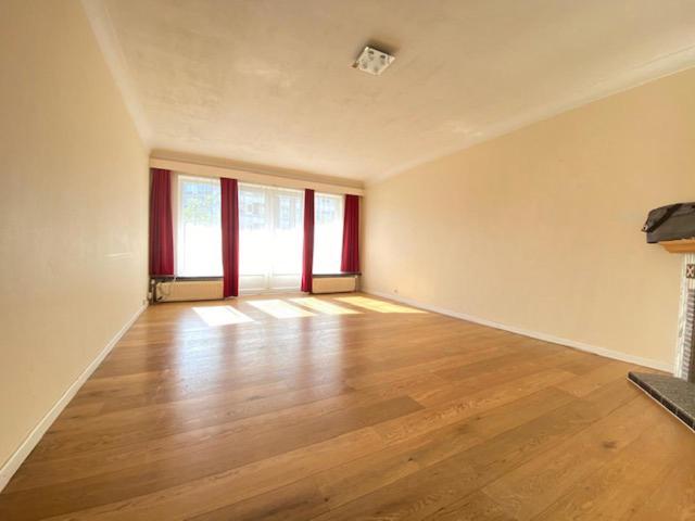 Lumineux appartement 2ch + terrasse à 1030 Schaerbeek • Loyer: 1 000 €