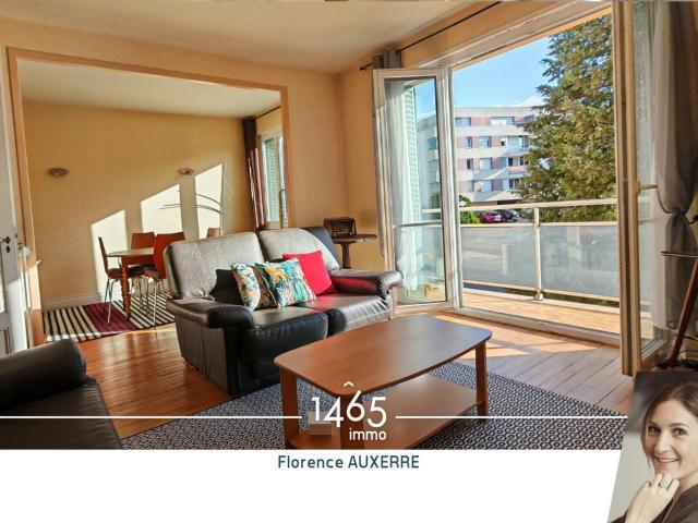 Lumineux Appartement T3 avec loggia balcon cave et garage