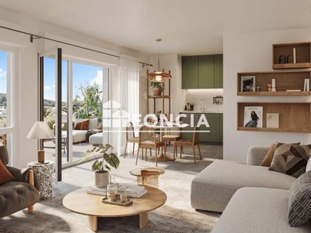 Lumineux appartement T4 traversant, beaux volumes, petite résidence de standing