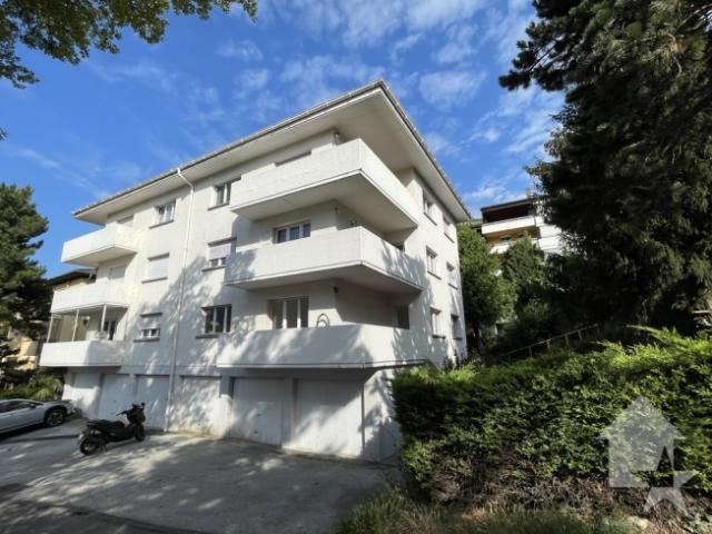 Lumineux appartement de 4.5 pces, au calme, avec place de parc