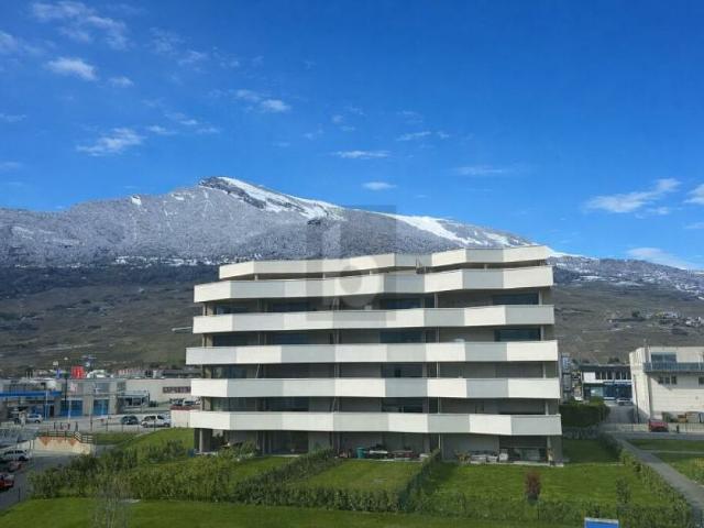 LUMINEUX AVEC VUE SUR LES MONTAGNES