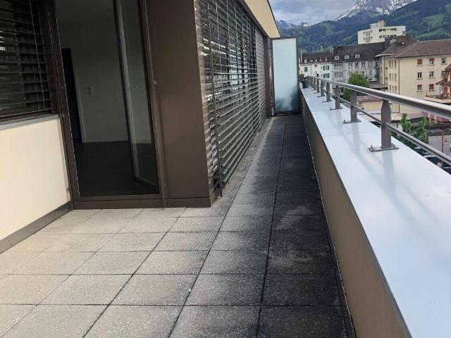 LUMINEUX logement de 2½ pièces