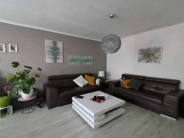 Lumineux rez de chaussée 2 chambres avec garage compris