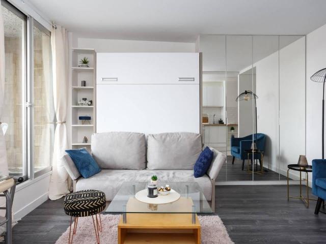 Lumineux studio en parfait état Gare Chatou