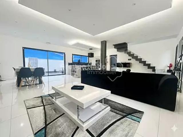 Lunel 34400 Achat / Vente maison 5 pièces t5 piscine