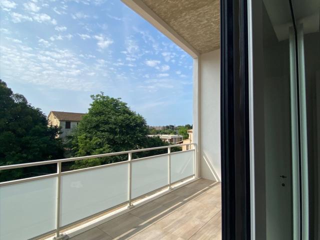 Lunel Appartement type 4 pièces avec terrasse et stationne. 72m² Lunel