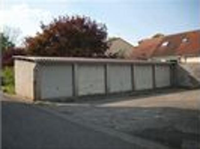 Lunéville Location Parking / Garage 54