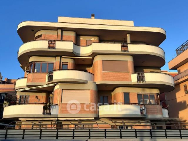Lungomare Paolo Toscanelli 152, Roma RM