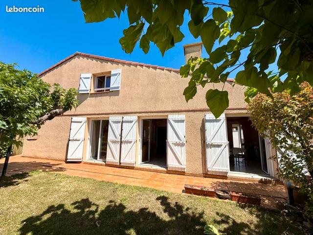 L'Union Villa traditionnelle 133m2, Garage, Jardin vue Pyérénées
