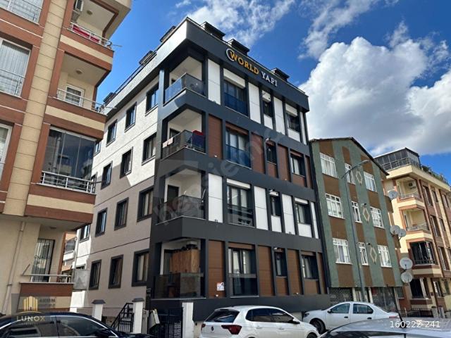 Lunox Çok Büyük Salonlu Ayrı Mutfaklı Kiralık 1+1 Daire