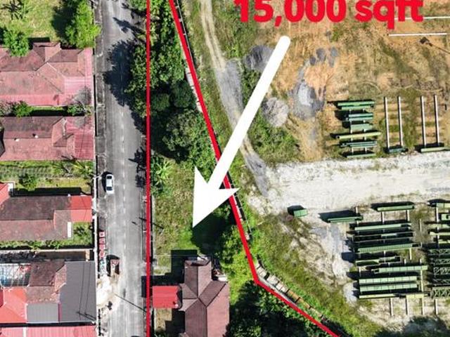 Halaman TERLUAS Single Storey Tmn Pekatra Indah Simpang Ampat