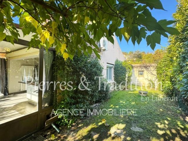 Luberon, Apt à proximité des commerces maison avec jardin et piscine