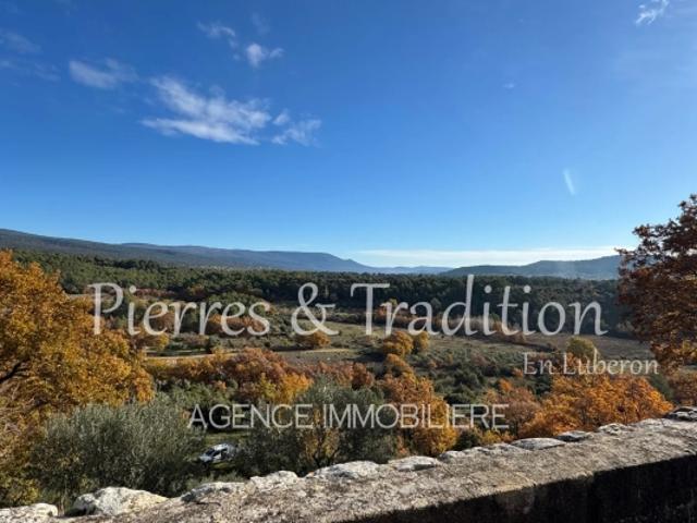 Luberon, hameau provençal à St Saturnin les Apt, belle maison ancienne
