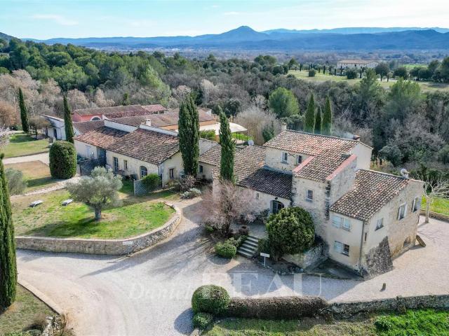 Luberon Propriété viticole 510m² Pertuis
