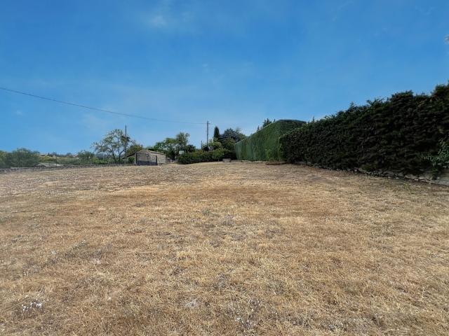 LUBERON REILLANNE TERRAIN CONSTRUCTIBLE