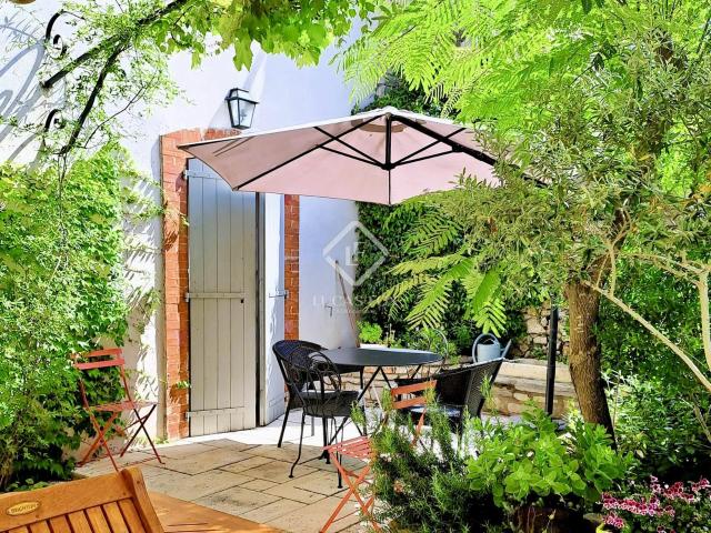 Lucas Fox International Properties, situé sur les hauteurs d. 220m² Quissac
