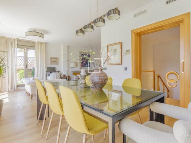 Lucas Fox se complace en presentar un exclusivo ático dúplex. 434m² Madrid