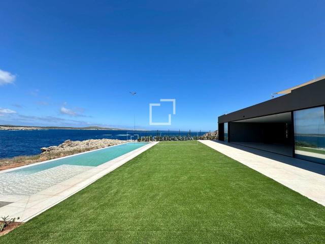 Dils Lucas Fox se enorgullece de presentar, en exclusiva, es. 477m² Es Mercadal