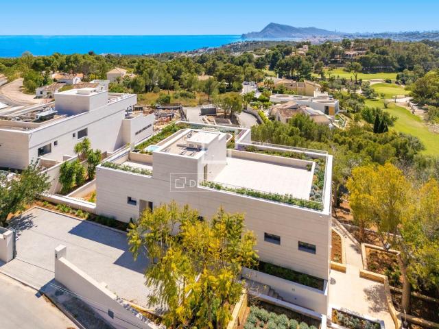 Lucas Fox se enorgullece de presentar esta residencia verdad. 836m² Altea la Vella