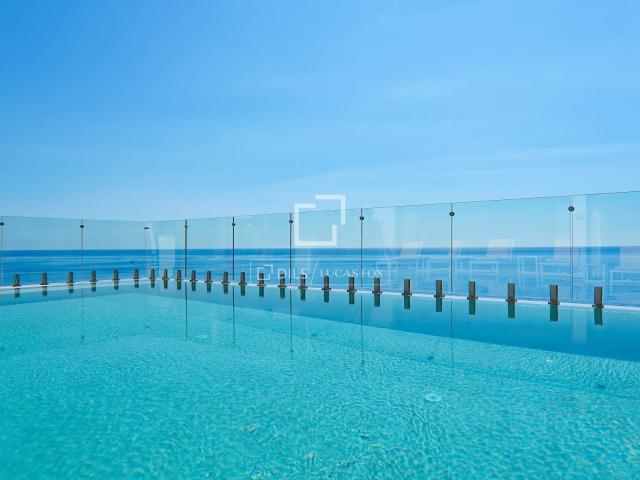 Lucas Fox presenta en exclusiva esta moderna villa de gran c. 810m² Almuñecar