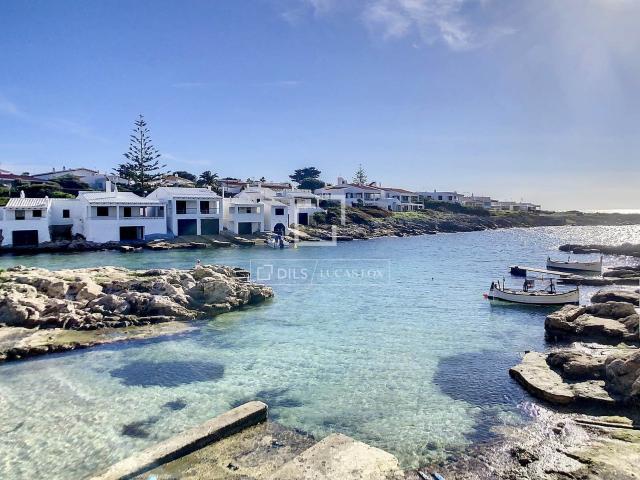Lucas Fox presenta esta villa con licencia turística de 212. 212m² Sant Lluís