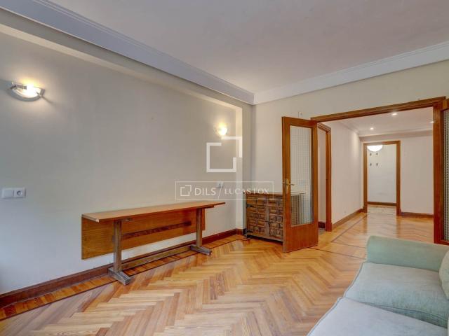 Lucas Fox presenta esta amplia y luminosa vivienda exterior. 109m² Donostia