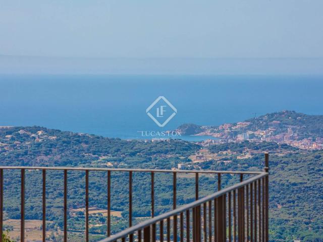 Lucas Fox presenta esta excepcional villa de lujo en la pres. 451m² Platja d'Aro