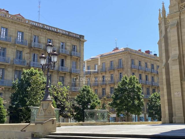 Lucas Fox presenta esta fantástica vivienda segregable en el. 157m² San miguel