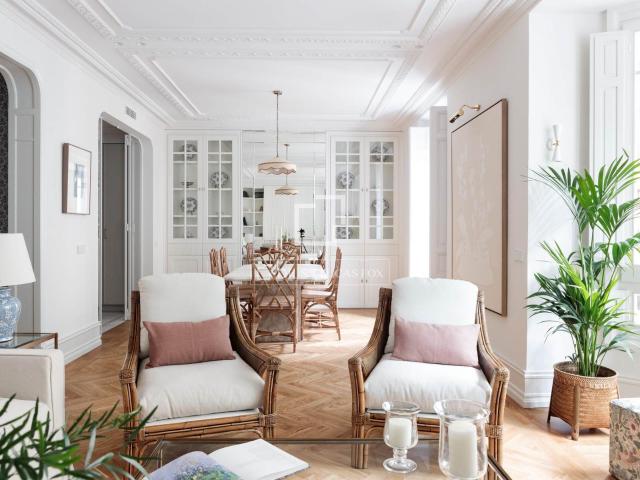 Lucas Fox presenta este exclusivo piso completamente reforma. 227m² Madrid