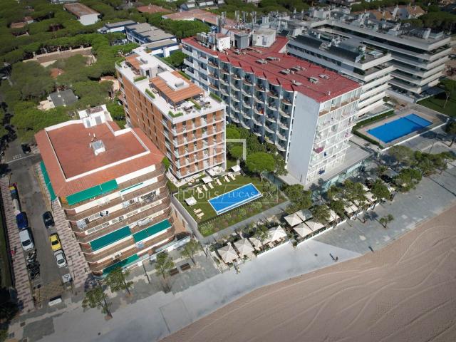 Lucas Fox presenta este exclusivo piso en una promoción de o. 119m² Ajuntament Sant Feliu de Guixols