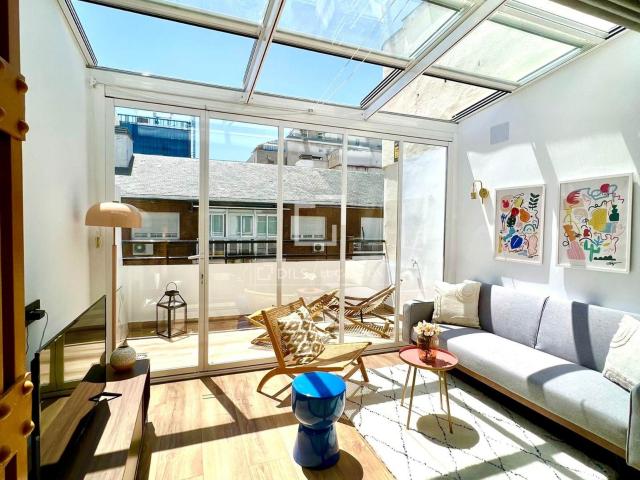 Lucas Fox presenta este impresionante piso de 130 m² recient. 102m² Madrid