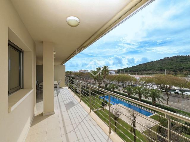 Lucas Fox presenta este piso de 130 m² en Platja d´Aro, en l. 126m² Ajuntament sant feliu de guixols