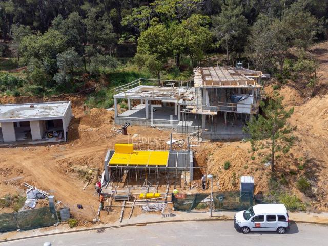 Lucas Fox presenta este proyecto en construcción de una vill. 260m² Blanes