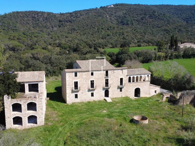 Lucas Fox presenta Mas Aymerich, una masía construida en el. 1100m² Santa Cristina d'Aro